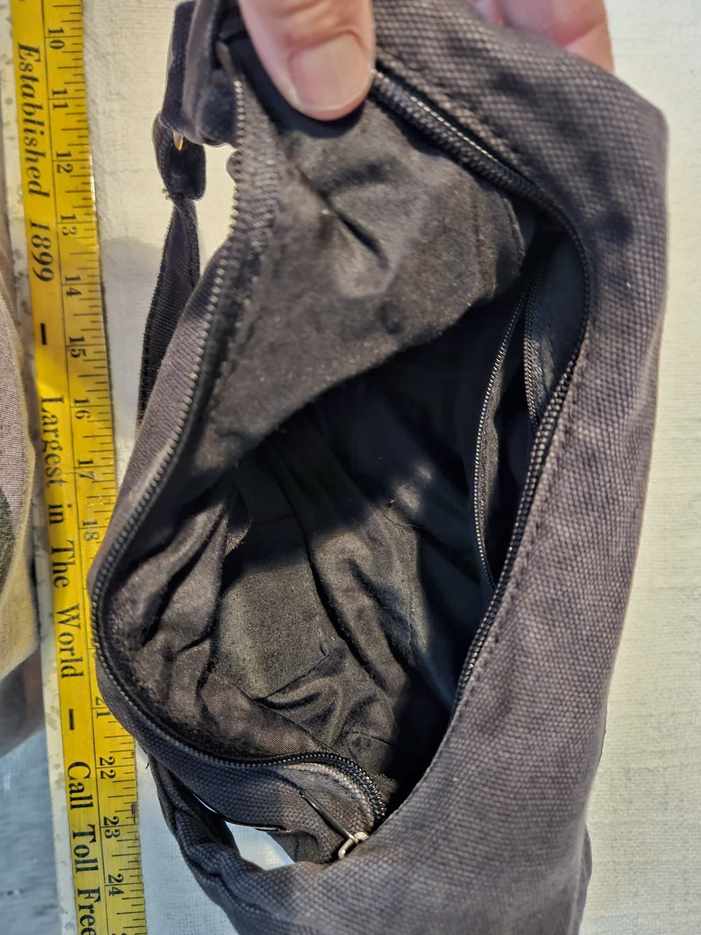 Women's Cincinnati  bearcat purse.